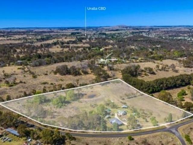 4 Bedroom House ARMIDALE NSW 81043504