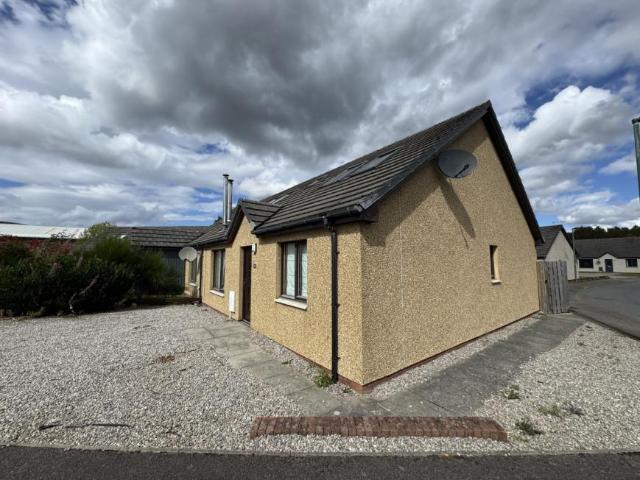4 Bedroom House Aviemore Aviemore 93955706