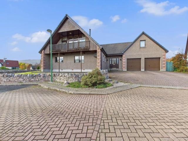 4 Bedroom House Aviemore Aviemore LS96373381