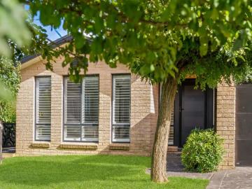 4 Bedroom House Bowral NSW 102270736