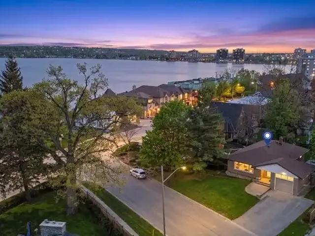 4 Bedroom House Barrie ON 104434164