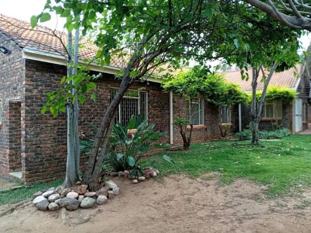 4 Bedroom House Bela Bela Bela Bela 105471338