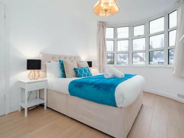 4 Bedroom House Birmingham Birmingham 69939033