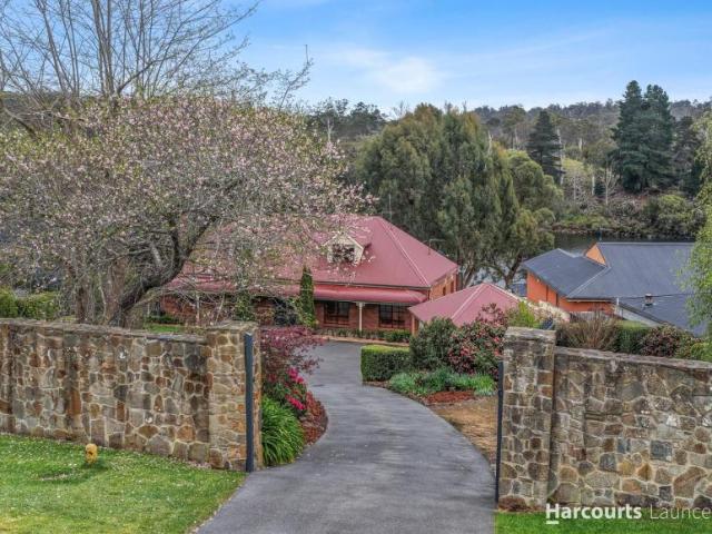 4 Bedroom House Blackstone Heights TAS 106003254