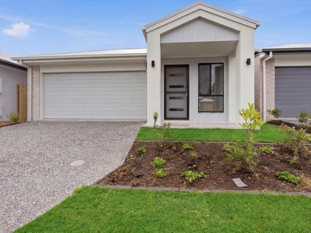 4 Bedroom House. BRAND NEW!