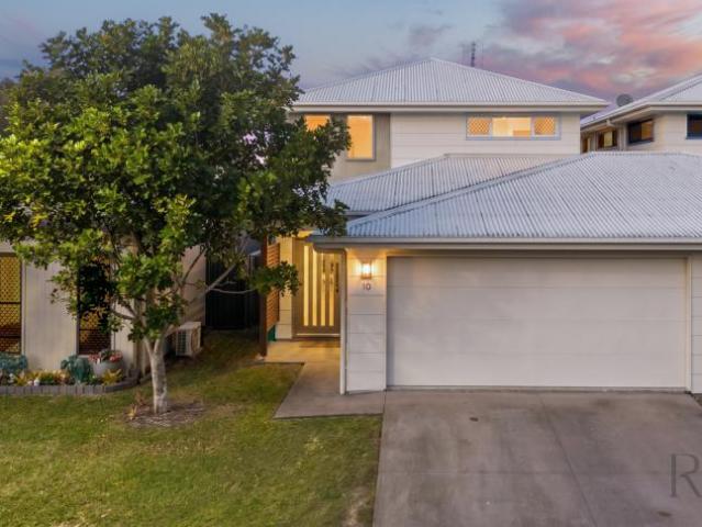 4 Bedroom House Buderim QLD 104537691
