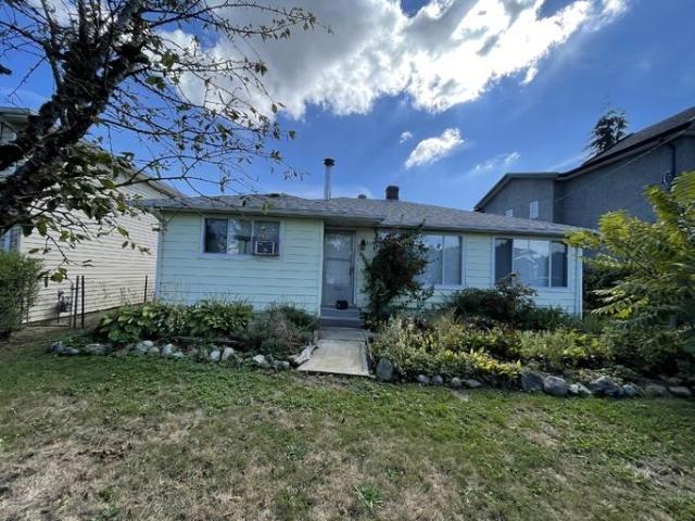4 Bedroom House Burnaby BC 104637616
