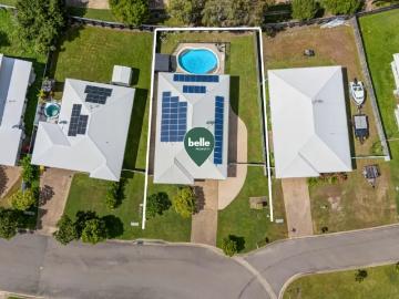4 Bedroom House Bushland Beach QLD 102270724