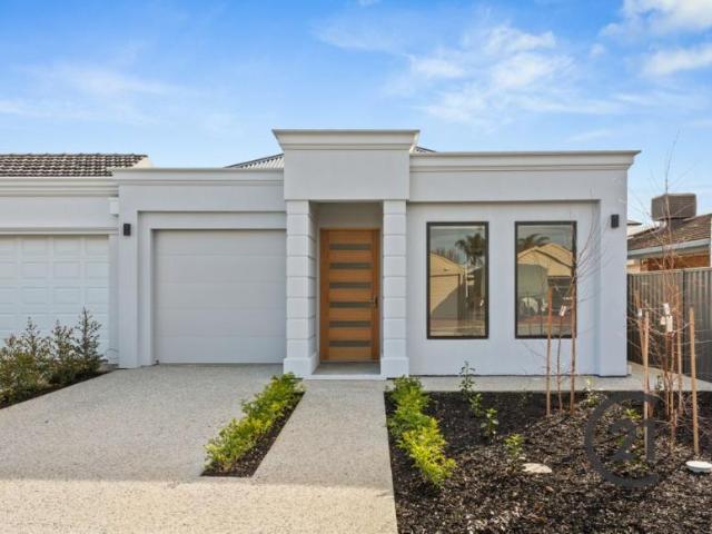 4 Bedroom House Grange, SA 104643686