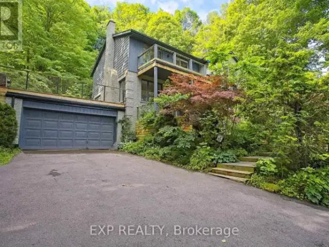 4 Bedroom House Grimsby ON 104142773