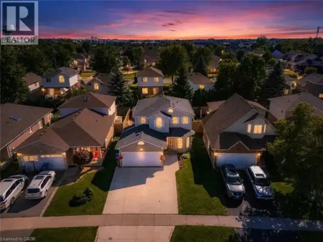 4 Bedroom House Guelph ON 104888861