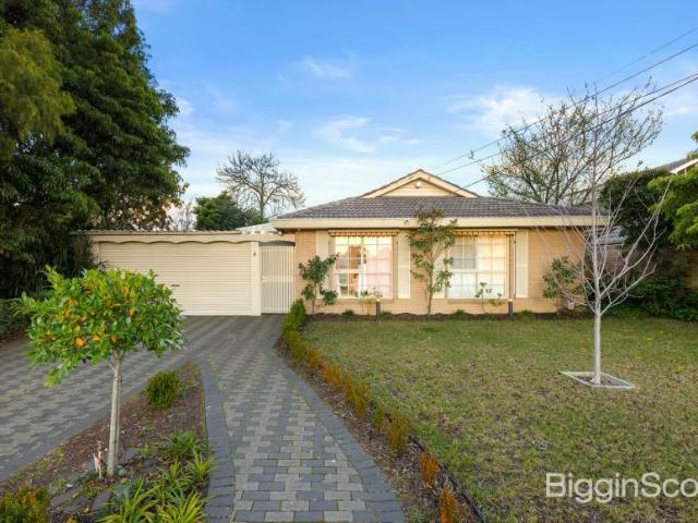 4 Bedroom House Donvale VIC 105865318