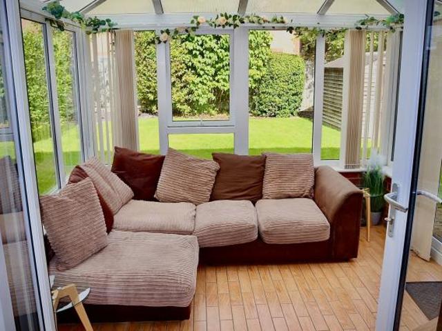 4 Bedroom House Derby Derby LS68915692