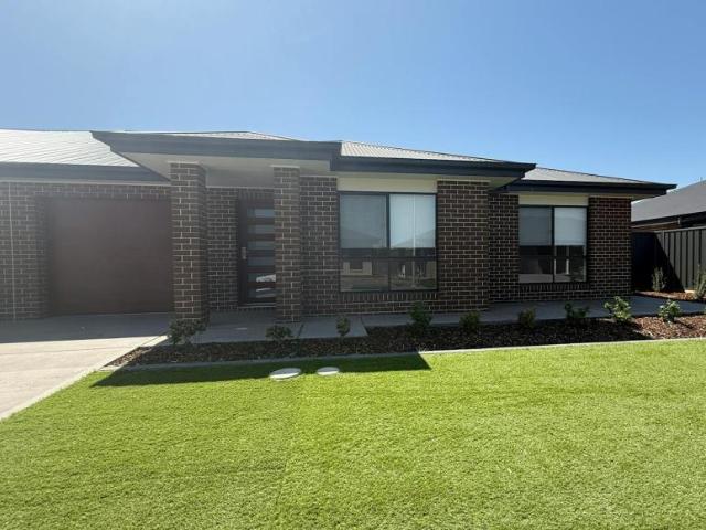 4 Bedroom House Dubbo NSW 105943228