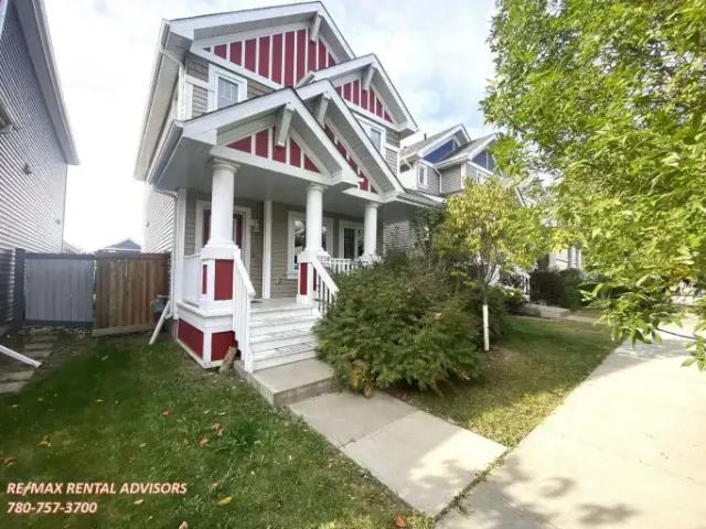 4 Bedroom House Edmonton AB 105654032