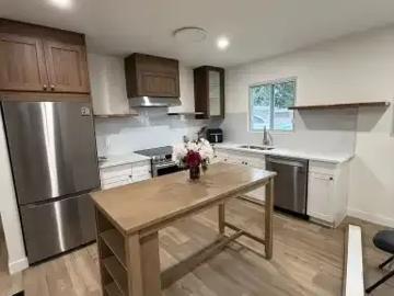4 Bedroom House Edmonton AB 103569146
