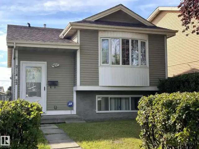 4 Bedroom House Edmonton AB 103840293