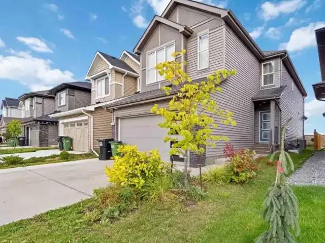 4 Bedroom House Edmonton AB LS104598080