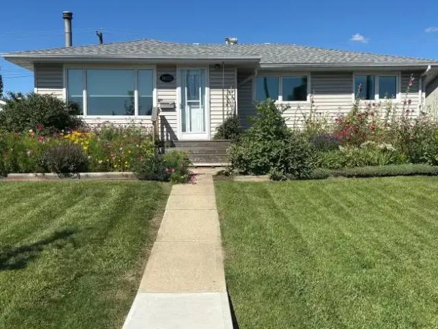 4 Bedroom House Edmonton AB LS105248916