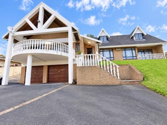 4 Bedroom House Everest Heights Everest Heights 105865203