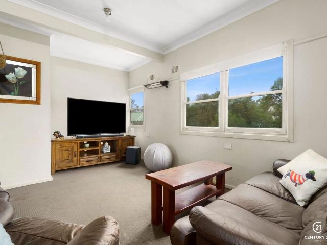4 Bedroom House for Lease in Windsor