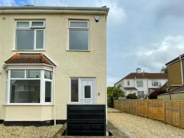 4 bedroom house for rent in Ashdene Avenue, Eastville, BS5