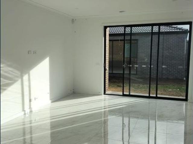 4 BEDROOM HOUSE FOR RENT IN KATALIA!