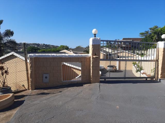 4 Bedroom House For Rent in Ocean View, Durban