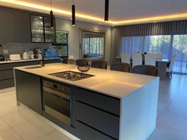 4 Bedroom House for Rental in Palm Lakes Estate