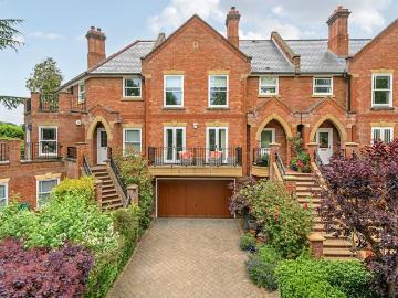 4 bedroom house for sale