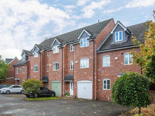4 bedroom house for sale