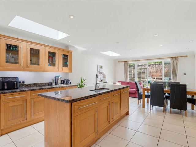 4 bedroom house for sale