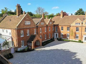 4 bedroom house for sale