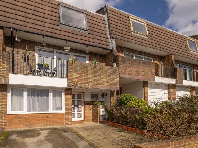 4 bedroom house for sale
