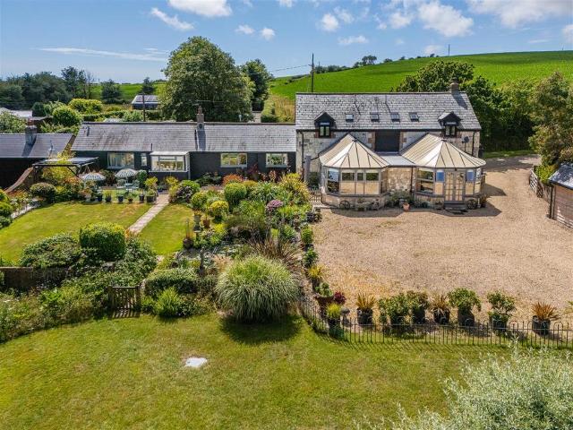 4 bedroom house for sale