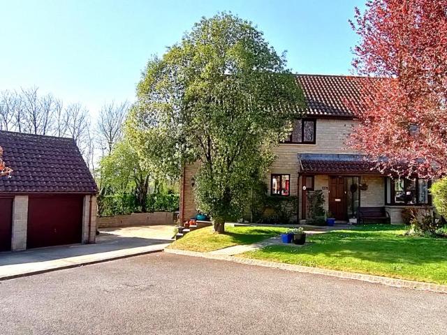 4 bedroom house for sale