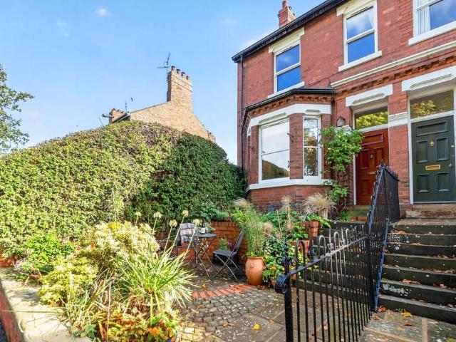 4 bedroom house for sale