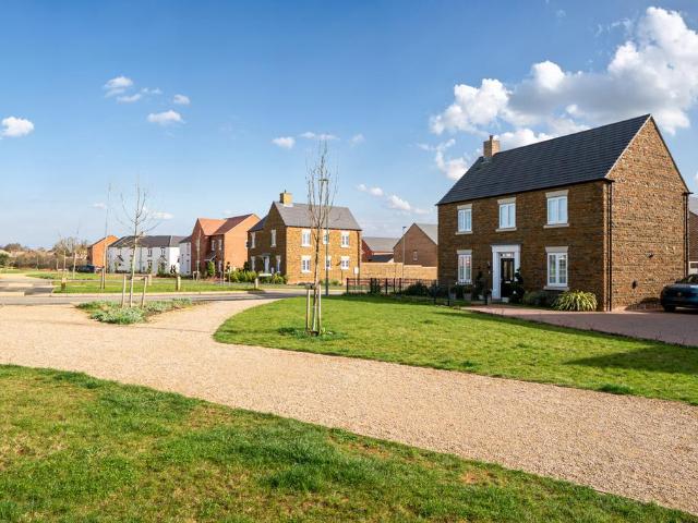 4 bedroom house for sale