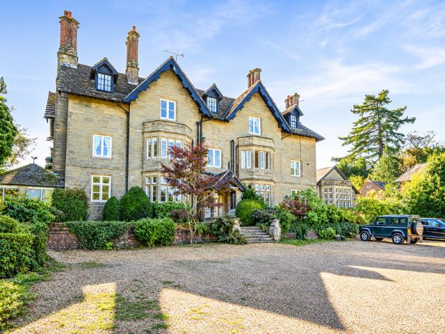 4 bedroom house for sale