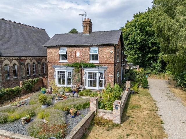 4 bedroom house for sale