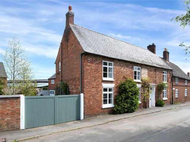 4 bedroom house for sale