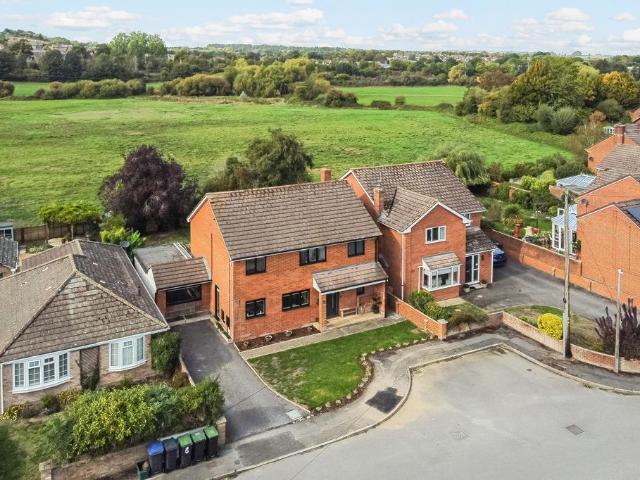 4 bedroom house for sale