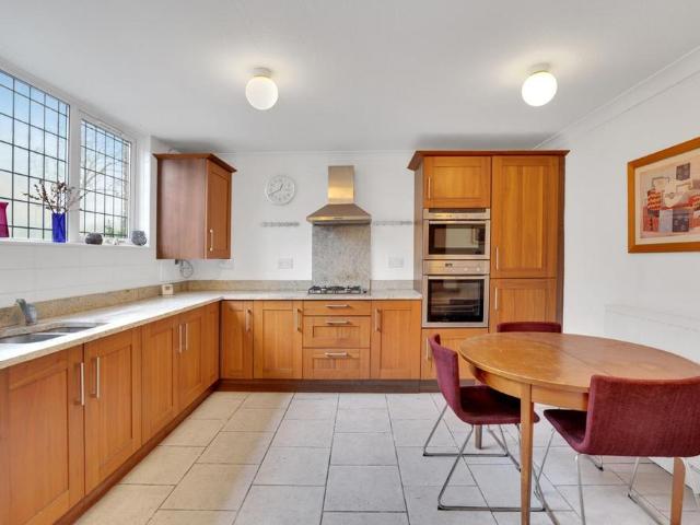 4 bedroom house for sale