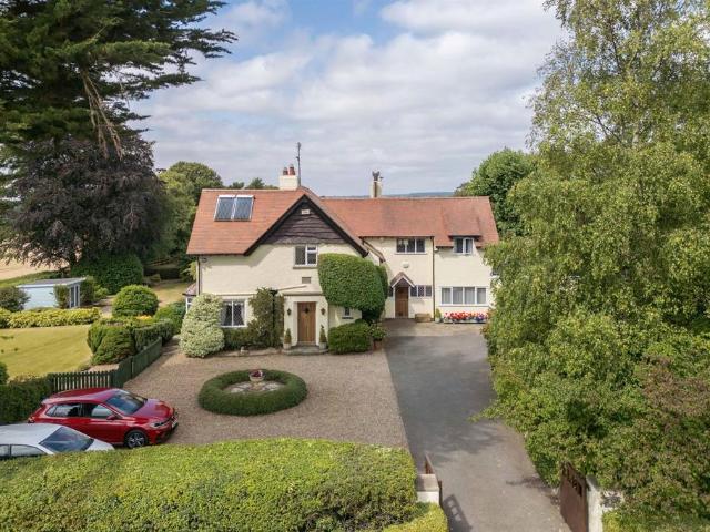 4 bedroom house for sale