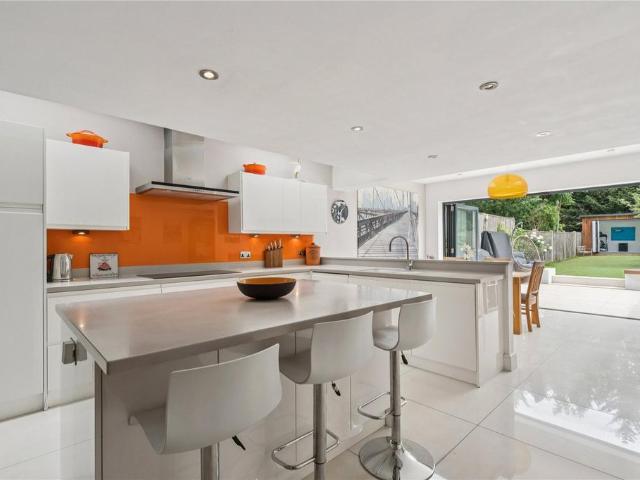 4 bedroom house for sale