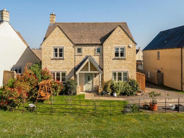 4 bedroom house for sale