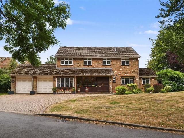 4 bedroom house for sale