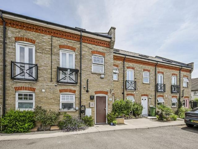 4 bedroom house for sale