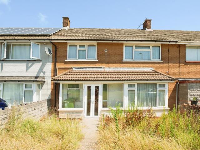 4 bedroom terraced house for sale