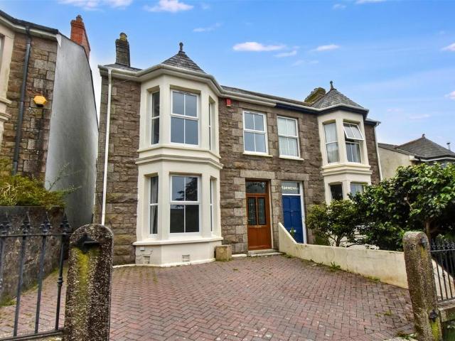 4 bedroom house for sale